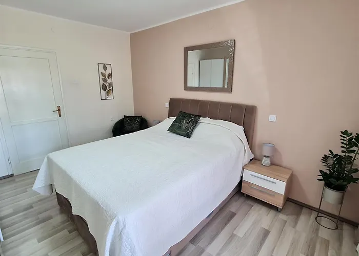 Apartment M & M Apartment Pula